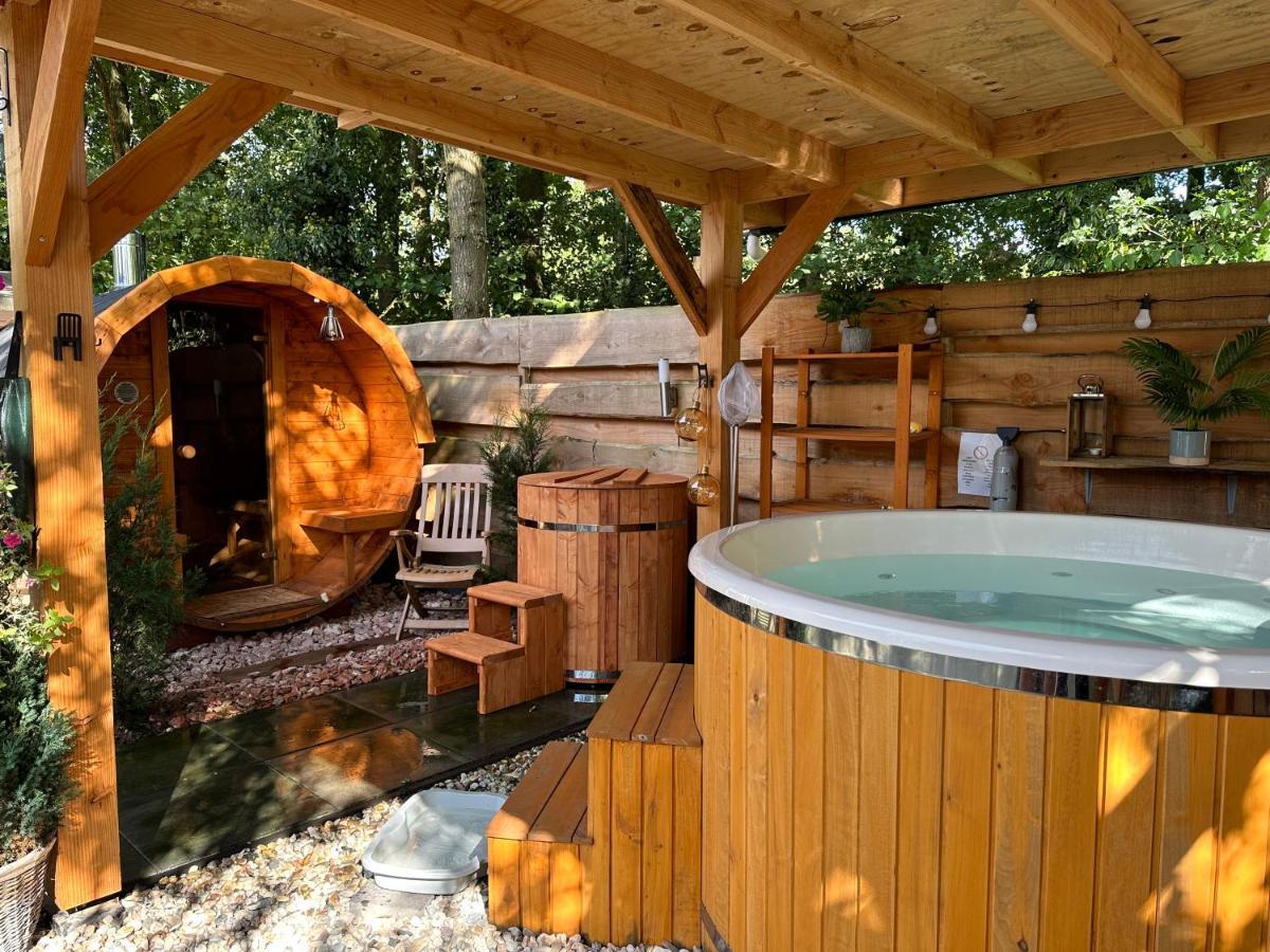 Chalet Harmony Prive Wellness พุทเทิน ภายนอก รูปภาพ